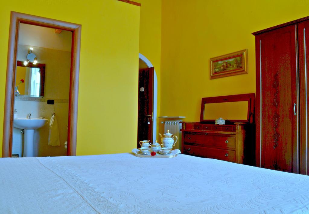 Bed and Breakfast A Casa Di Mamma Neapel Exterior foto