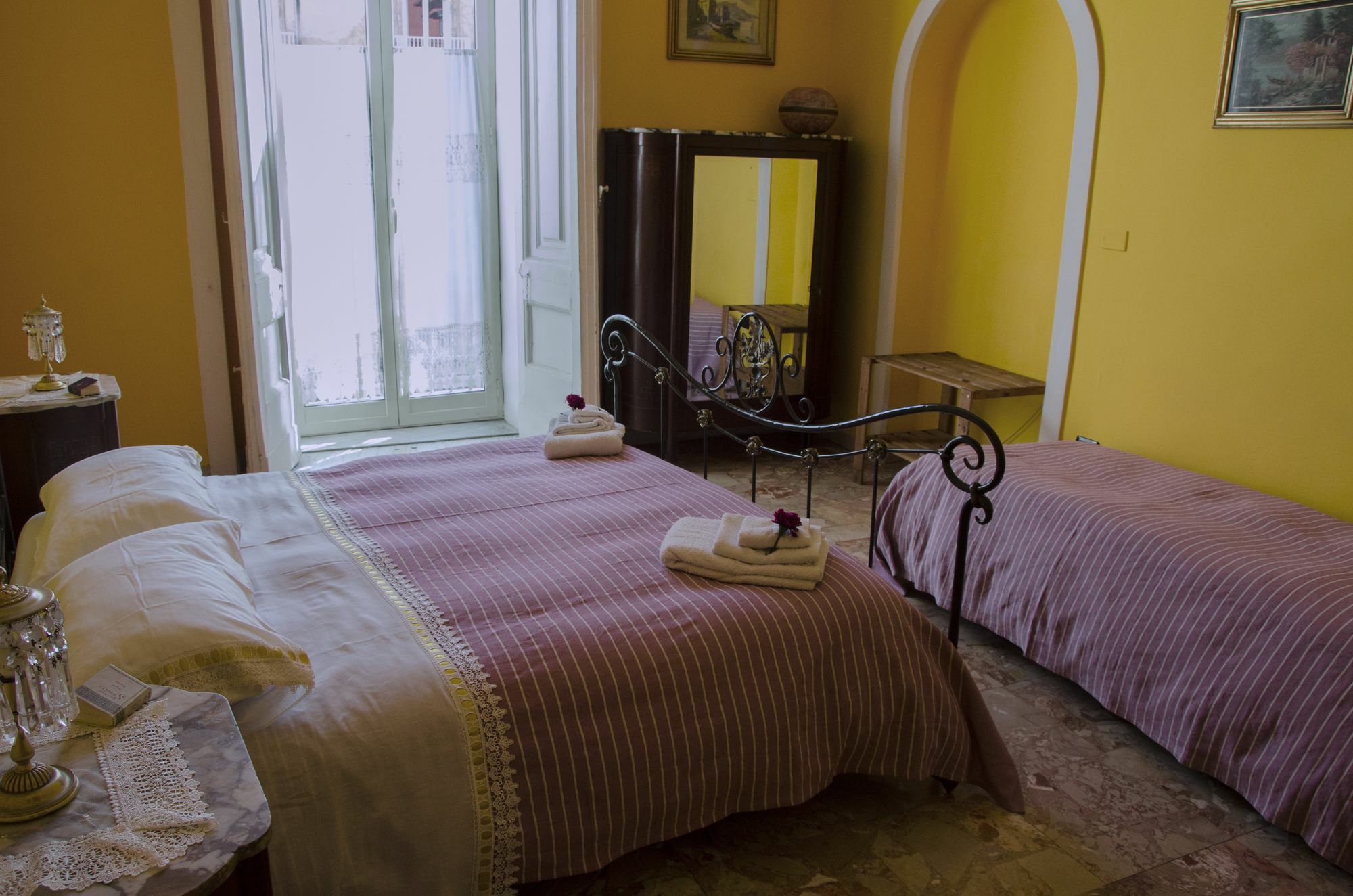 Bed and Breakfast A Casa Di Mamma Neapel Exterior foto